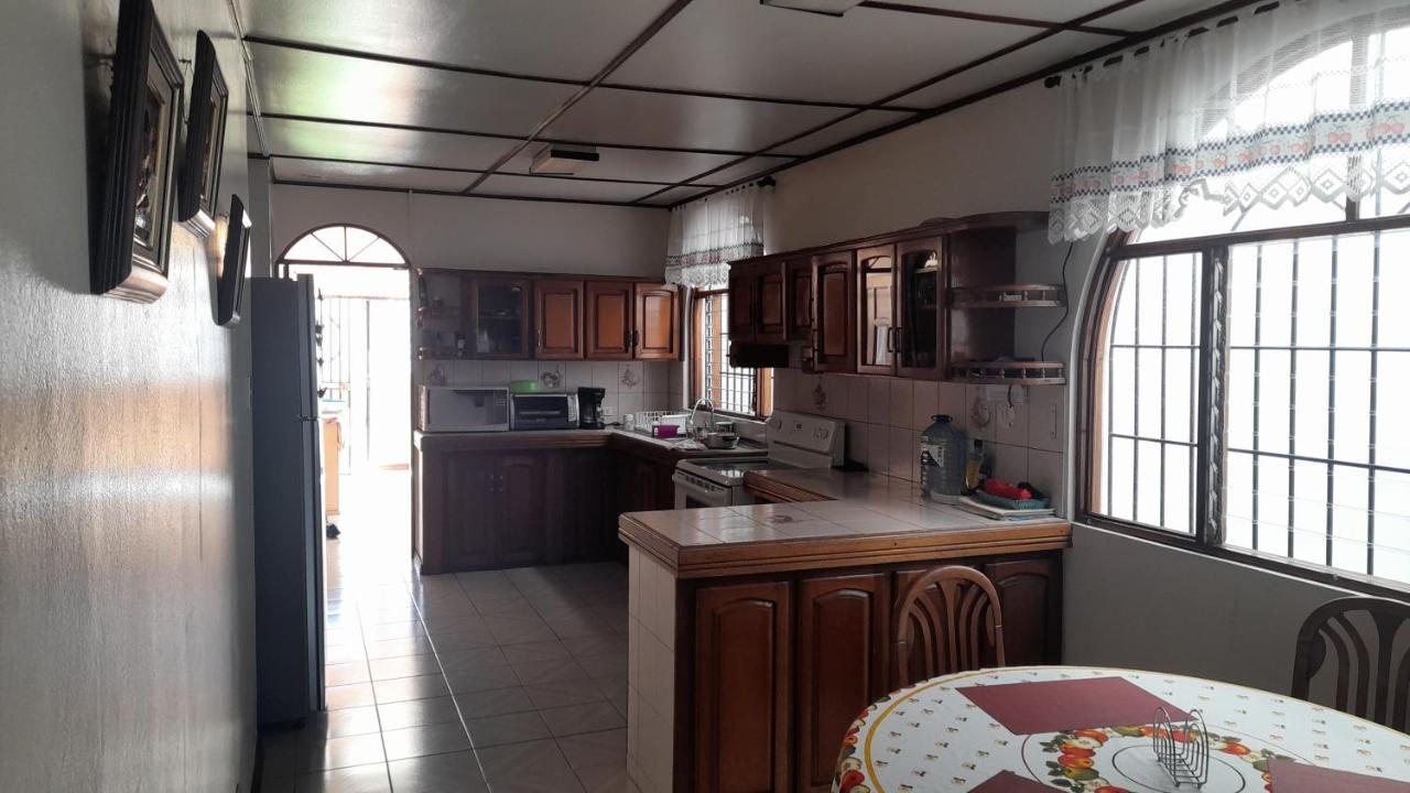 Mario Y Jeannette Apartment Alajuela Ngoại thất bức ảnh